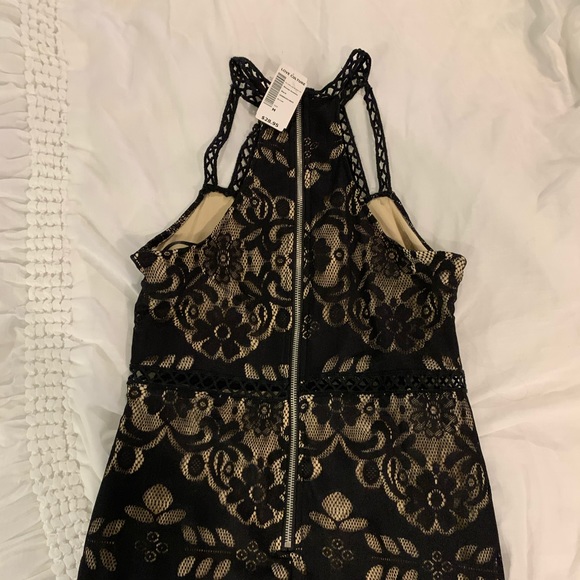 Black lace cocktail dress - Picture 3 of 4